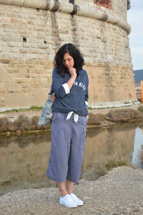 look-outfit-tenue-mode-jennyfer-printemps-bleu-rayures-jupeculotte
